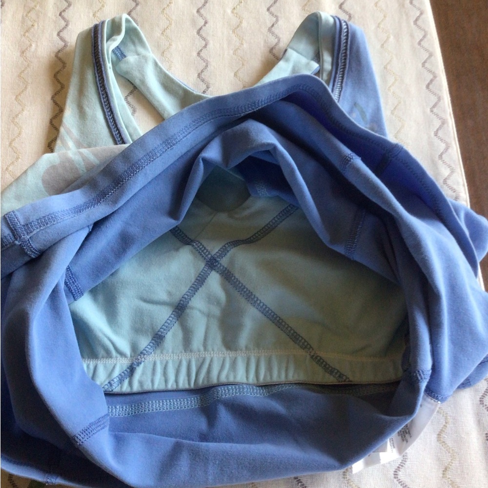Mountain Hardwear Blue Floral Print V-Neck Tank Top - Picture 7 of 7